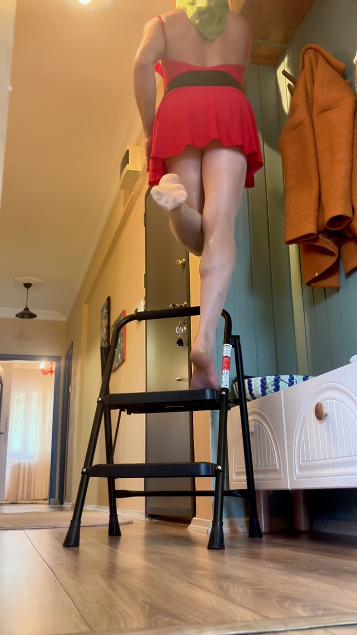 cd_aysemmm: 你能撑住梯子吗？