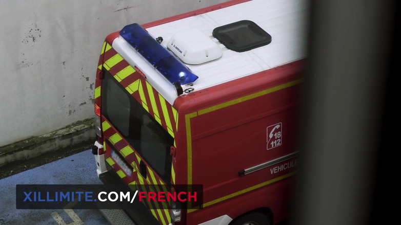 French girls at work: Гарячу медсестру зацікавив лікар