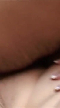 セクシーなBBWは、クローズアップで犯されるのが大好き
