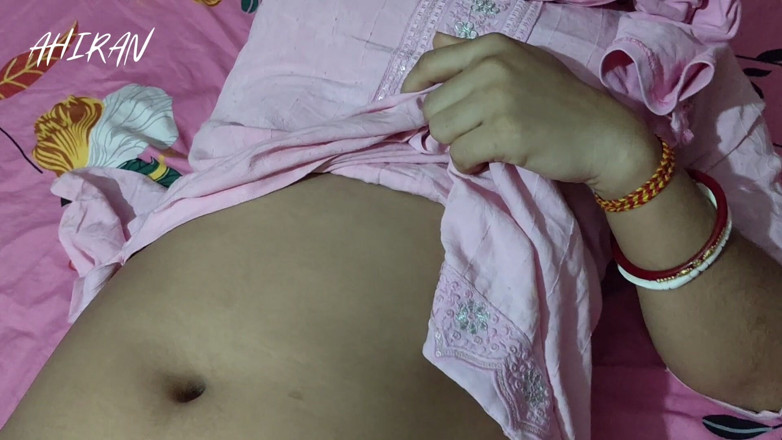 Aahan Ahiran: Asiática indiana do interior, jovem preliminares com o namorado Vestido...