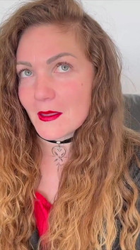 A Beautiful Curvy and Tattooed Naughty Girl Wanted to Test a Good Fuck with 2 Beautiful Cocks!