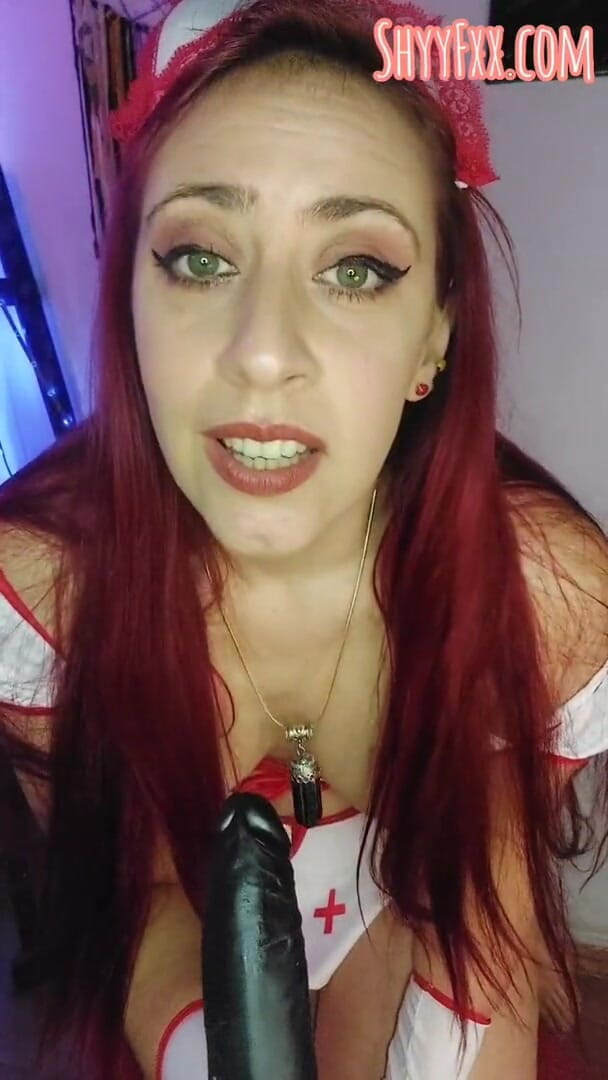 Tu Gauchita Argentina: Shyyfxx expert sjuksköterska bedömer din kuk!! Dick Rate!!