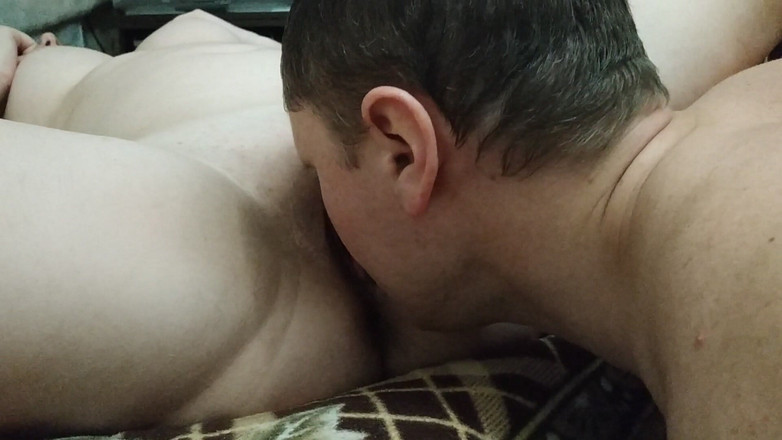 Pussy For Sperm: 素人女性のアソコ舐め - ティーンのクリトリス舐め