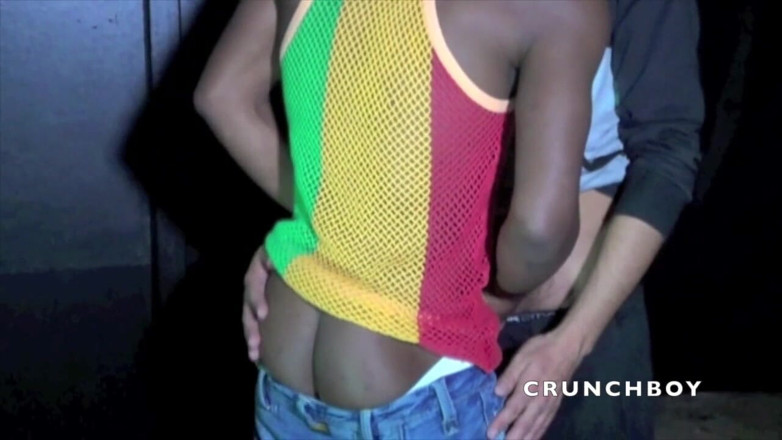 Crunch Boy: Pesta seks antar ras sama cewek arab dan cewek nakal...