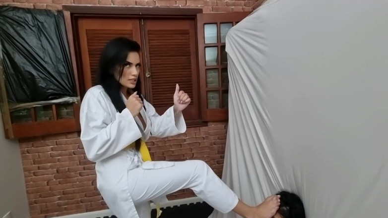 FetishKing: Karate Fight Girls - Top Karate Domiantion Girls in Action