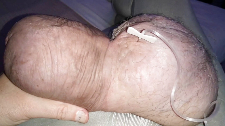 Monster_Meat_: 1380cc 실리콘 내부의 2리터 포도당