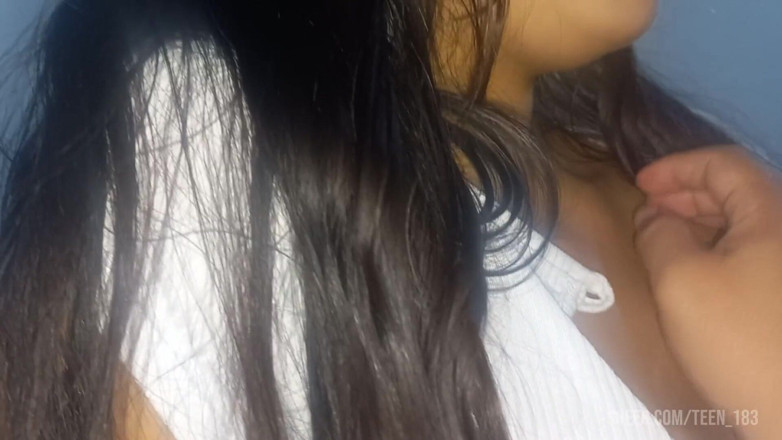 homemadeteen18: Eu fodo uma estudante gostosa de 18 anos com peitos perfeitos....