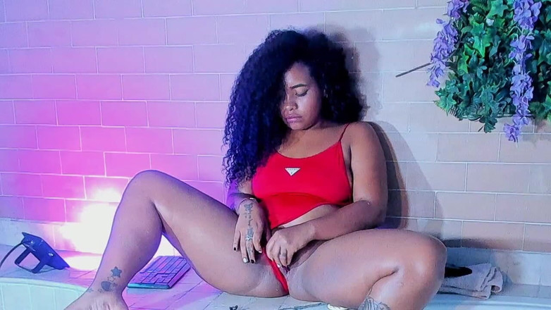Miss ivy studio: 玩弄我抹油的阴户