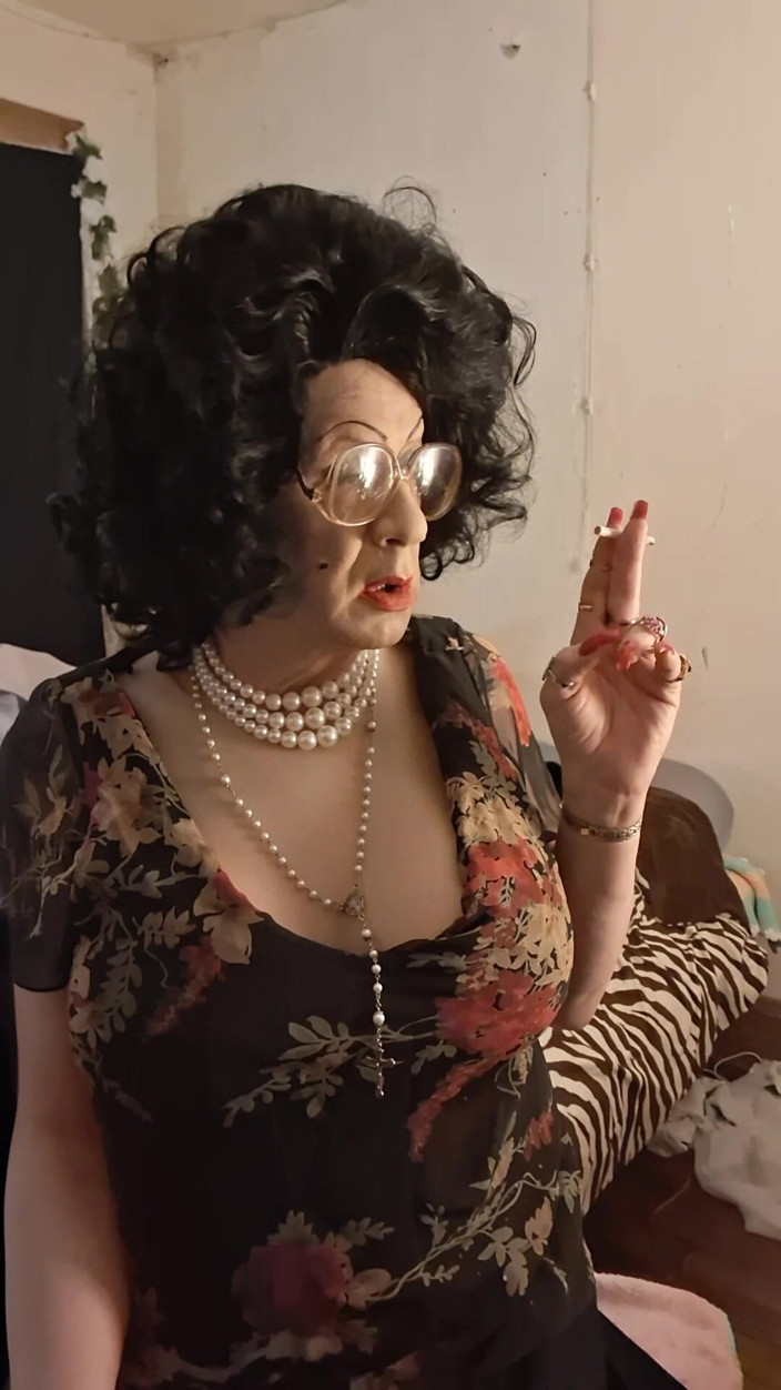 Mshollbrook: Conservative Bitch 1