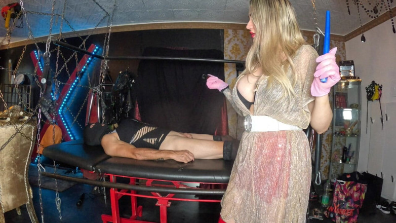 Queen_of_BDSM: Your Mistress Lets Your Asshole Shine!
