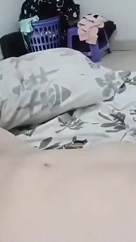 Молода аматорська пара робить домашнє порно відео