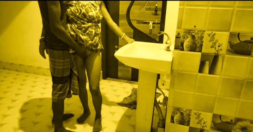 Teensex: Desi Hot Bhabi Chcą Młody Devar Hard Dick w kuchni.
