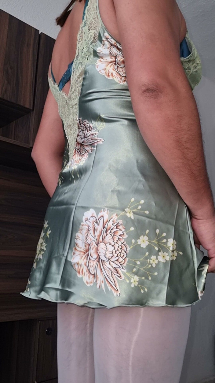 Sexy shinny clothes: Сексуальна шовкова нічна сорочка, трохи задоволення без рук перед тим, як лягати спати мокрою