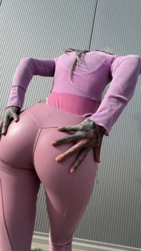 Do You Like My Anuskatzz Ass in This Nice Leggings?