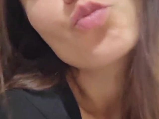 Kiss You (Princess Pissces)