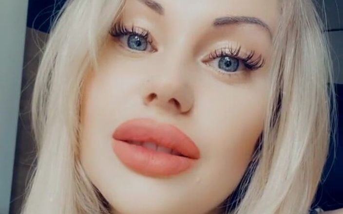 Goddess Misha Goldy: Wächst deine lippensucht und werde ganz meine