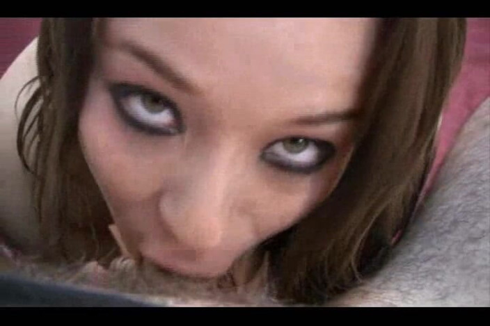 Porn Nerd Network: La nerd porno: Bella: pompino e scopata