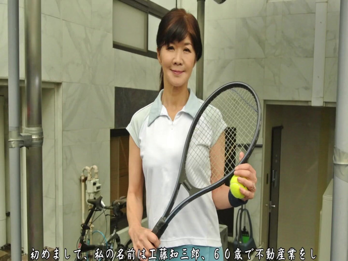 Raptor Inc: Una esposa regañada que encuentra placer en lo inusual