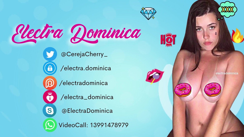 Electra Dominica: Sur la voisine sexy en train de se préparer à sortir