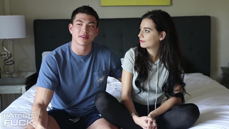 Hot Guys Fuck: Asyalı pinoy delikanlı Sean Rachel Baddie'i sikiyor