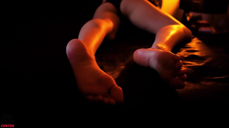 Foot Fetish Center: Foot Fetish 34 - Valerie Talia