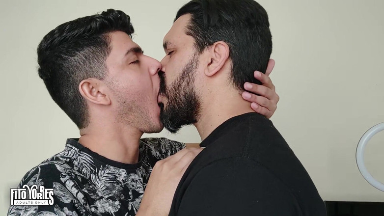 Fito Torres: Este Kxorrao es delicioso, muchos besos y mucho semen en...