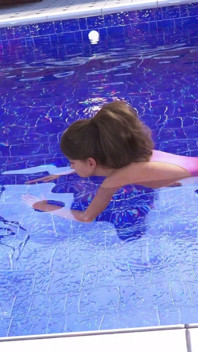 Jeux Pill King by Effx - sodomie au bord de la piscine avec sa demi-sœur, moove brave, sodomie en clair 20