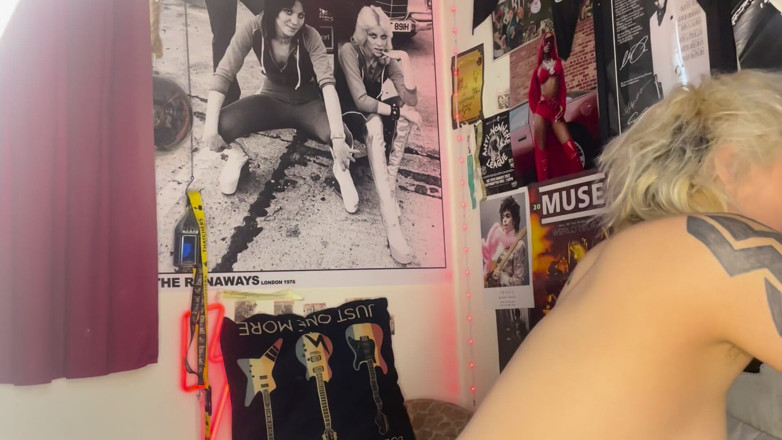 Glitterqueen1999: Mp4 Boyfriend Bday Blowjob Super Sloppy Lipstick Fetish