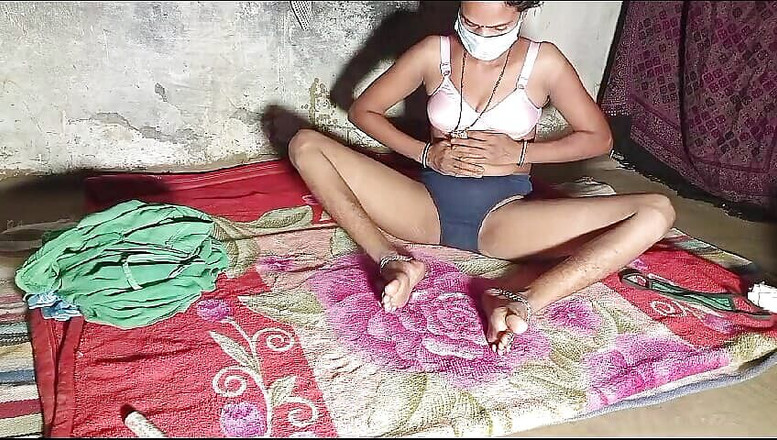 RadhaDevi: Hintli kadın ko rat me chudai kiya