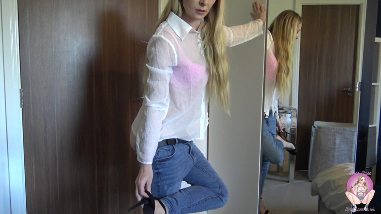 Brea Rose: Corretora de imóveis rabuda