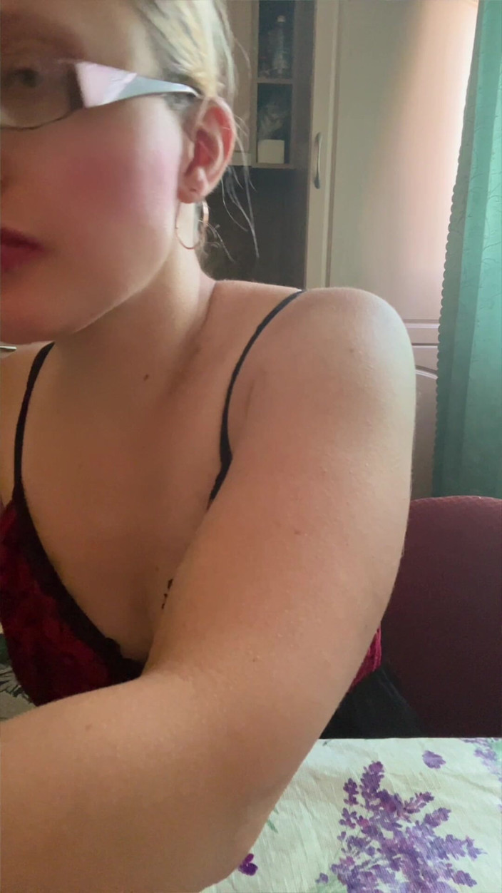 FinDom Goaldigger: Brillenputzen-Asmr