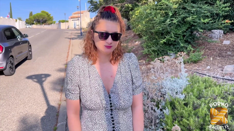 Porno Baguette: Charlotte, freches mädchen, liebt es, gefickt zu werden