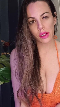 Trigger Word Island - bagian 2 dipotong dari kain yang sama