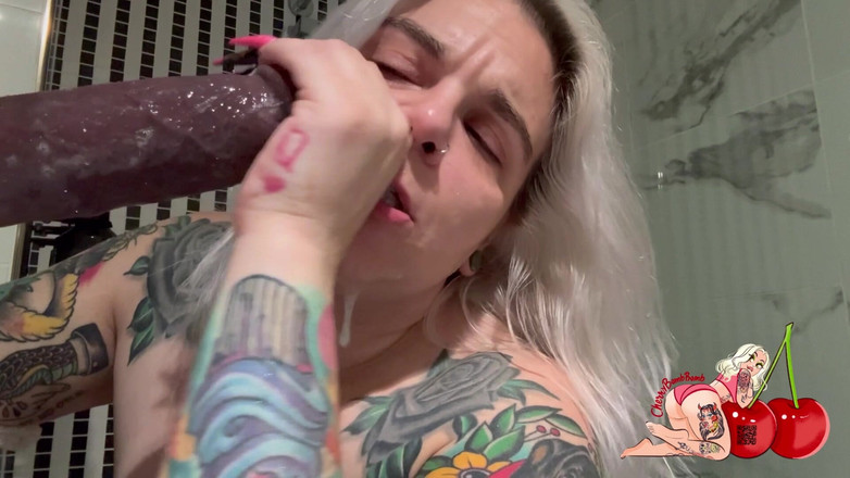 CherryBombBomb: 我在淋浴时对你的第一人称视角