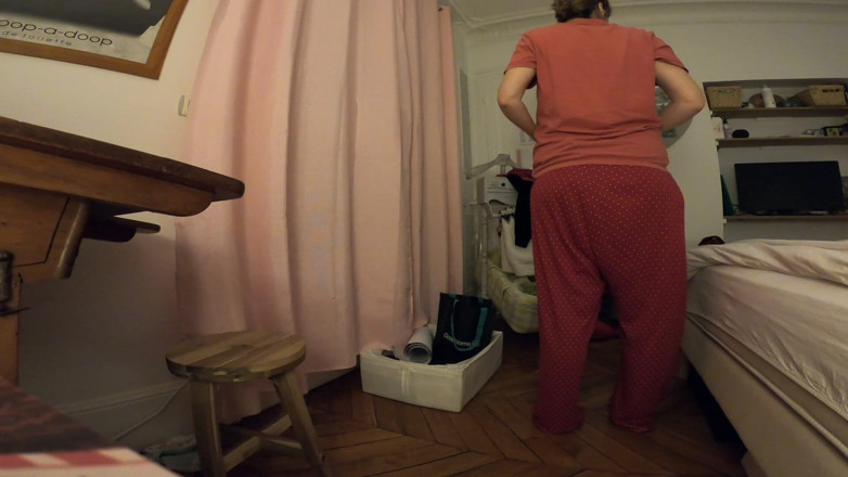 Vanessa production: 8 Months Pregnant