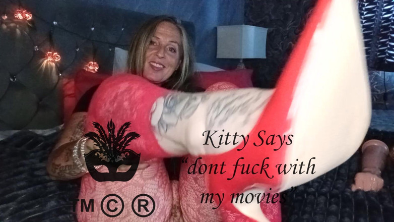 Kitty James: Fisting giocattolo estremo XXX