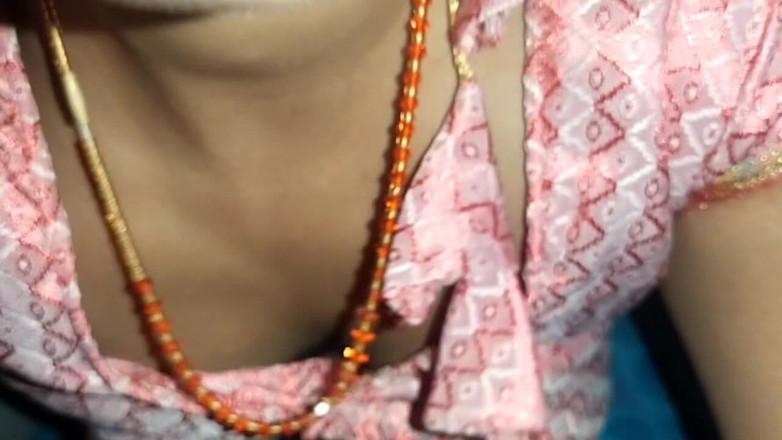 hotsimran70: Caliente Simran follando con preñada en el coño con marido