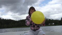 Looners Passion: Blow to Popp Mitten Auf Dem See