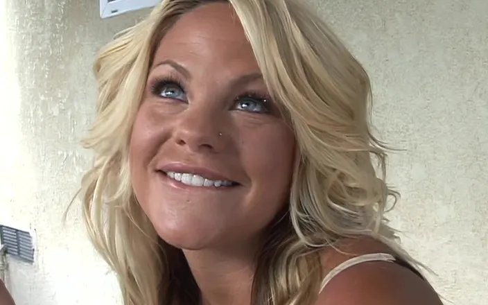 Perv Milfs n Teens: Delilah Strong - Fine Ass Bitches 1
