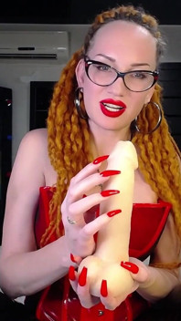 CBT-WICHSANLEITUNG langes rotes Nails.mp4