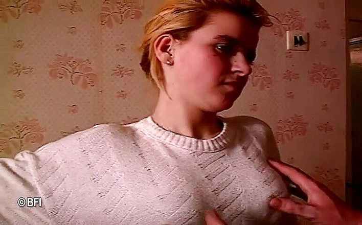 Tight sweet and irrestible sweet teen pussy: Russische Achttien - Olga Siberia