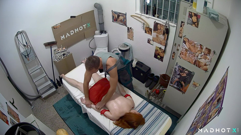 Madhot X: Cute Teen Gets Relaxing Massage