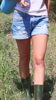 Sexy Teen Goes to Forest to Strip and Play with Herself