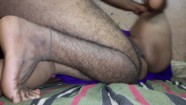 Mridulmadhu: Một người vợ xinh đẹp mới kết hôn đã bị chồng làm...