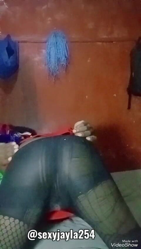 Sexyjayla254: Nadržená masturbace s vejci