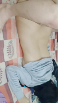 Půlnoční přítel zblízka šuká moji sexy manželku