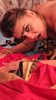 Tight fitta het MILF Desi Bhabhi i Saree knullad hårt av Devar på hindi ljud