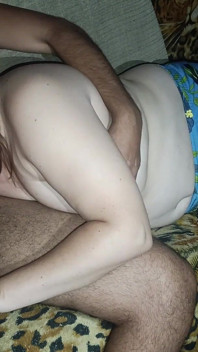Hotwife Casada Humilha Corno Manso Com Pauzudo Negro BBC - Ri Do Pau Pequeno E Manda Limpar O Creampie! Interracial
