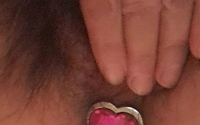 Mommy big hairy pussy: Góc nhìn dưới cùng của Phích cắm Mông