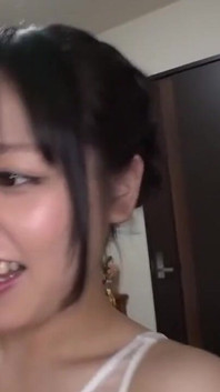 Tomoka - cette petite nana ne sait pas dire non - 1
